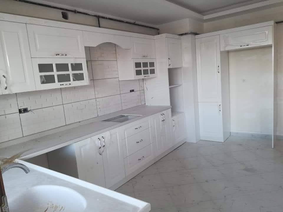 Mutfak dolabı ve mutfak dekorasyonu alanında modern, estetik ve kullanışlı çözümler üretiyoruz